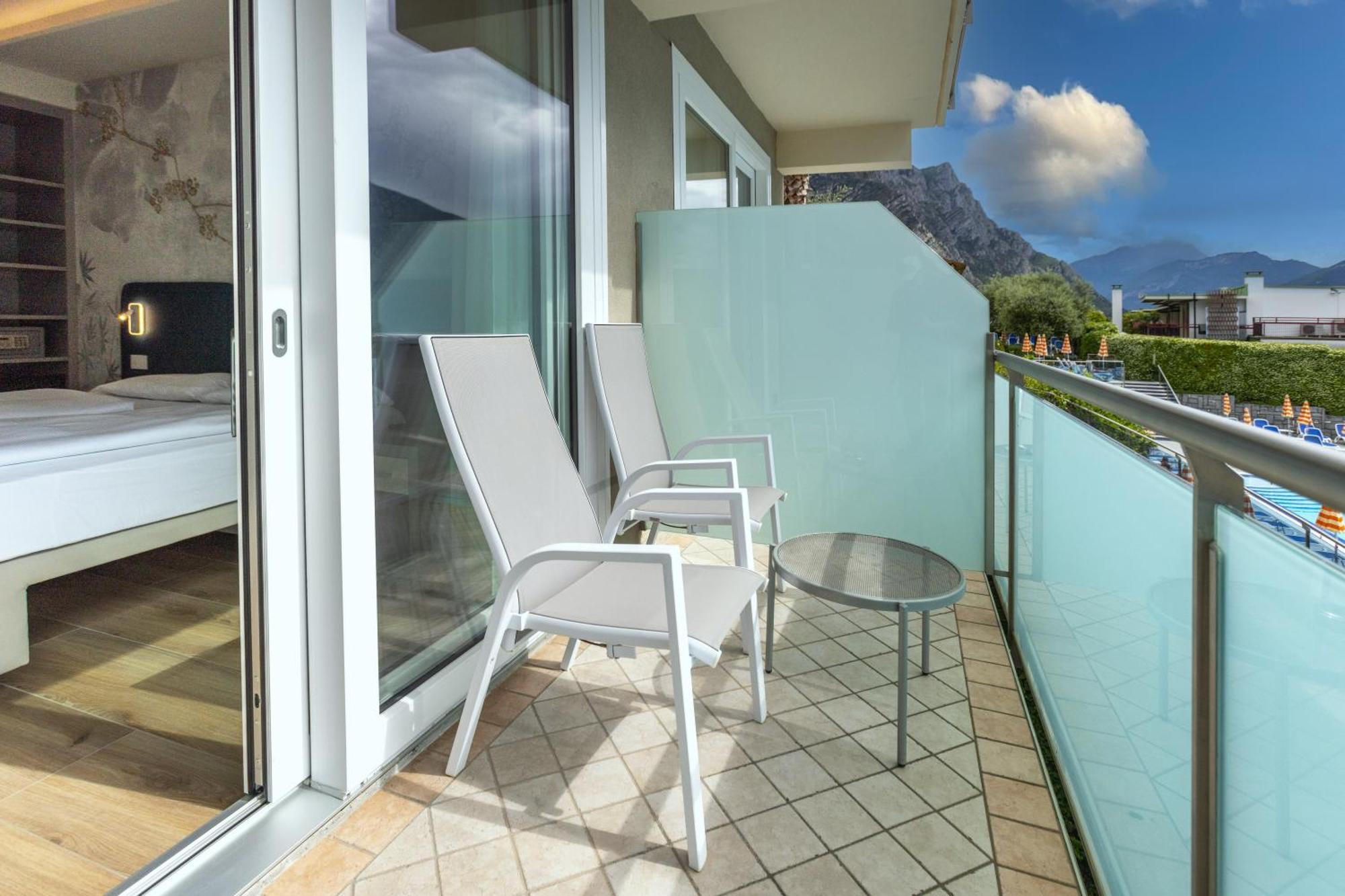 Double Room Lake View Villa Silvia